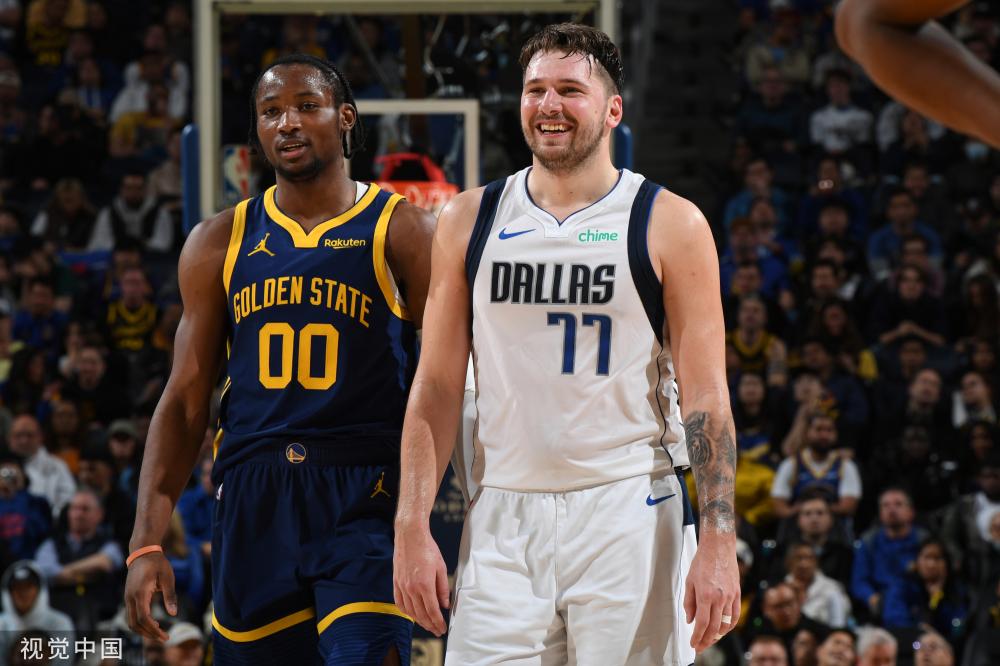 背道而驰 背道而驰