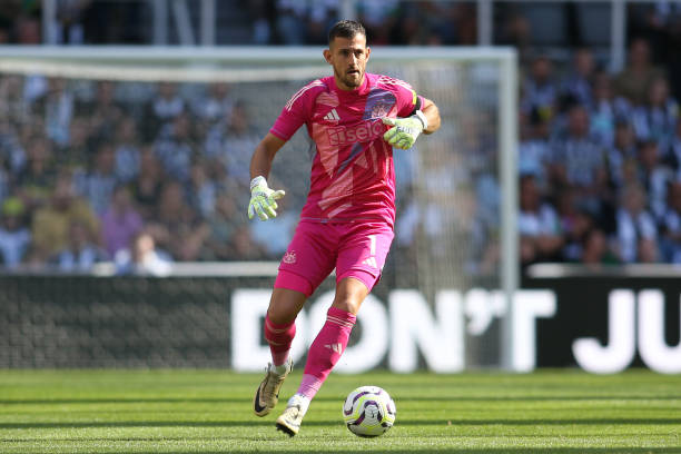 但当晚他的 但当晚他的