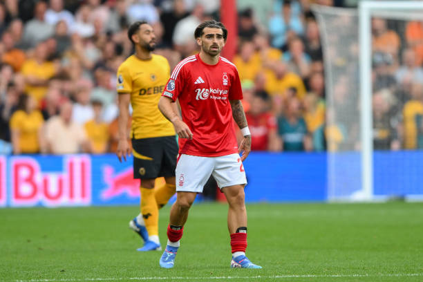 巴塞罗那等 巴塞罗那等